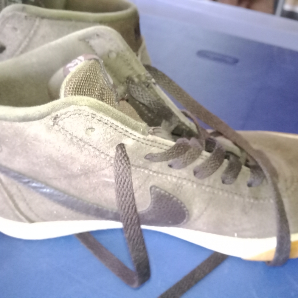 Nike SB Bruin Hi Skate Shoe - Picture 2 of 8